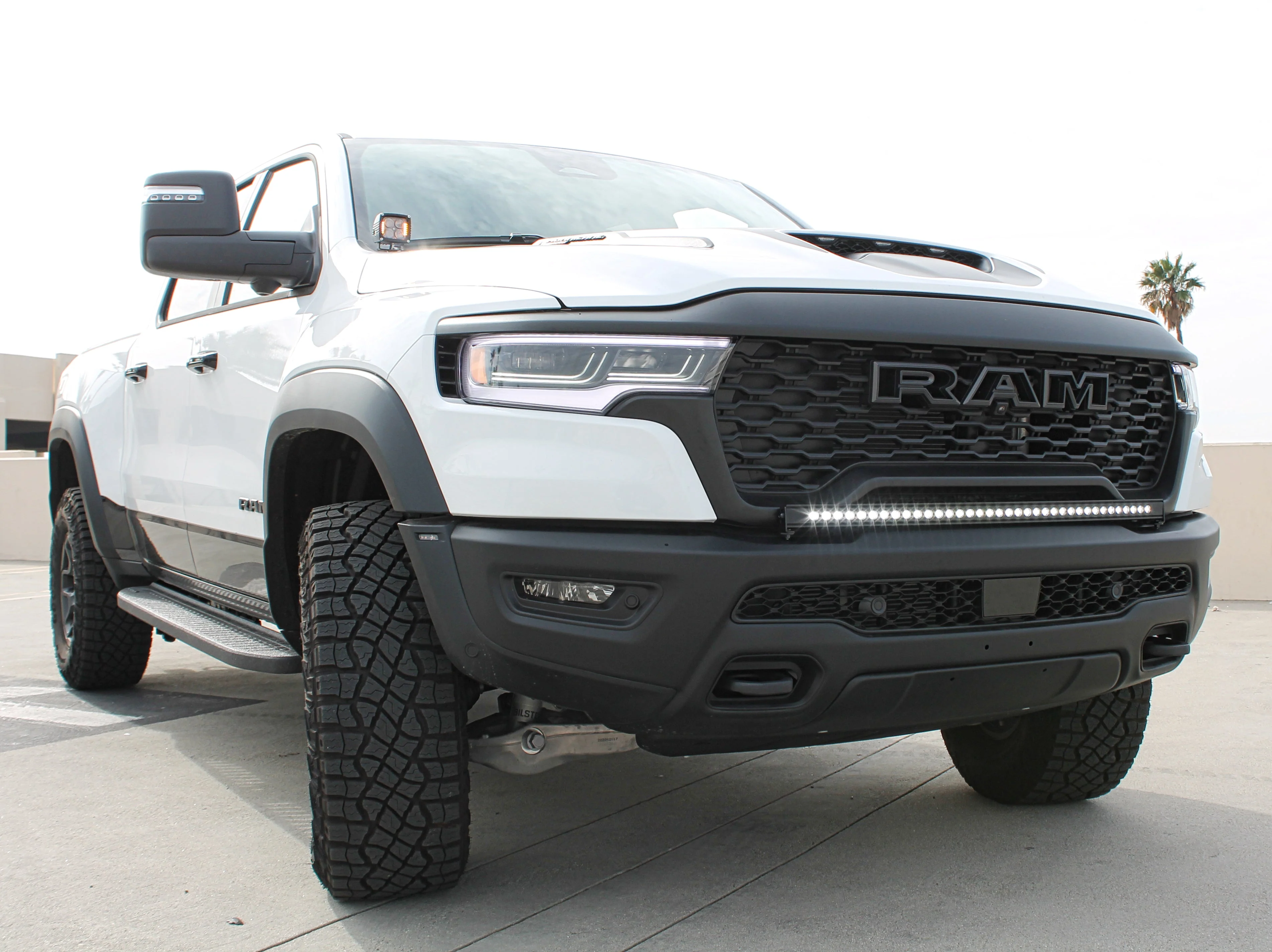 2025+ RAM 1500 RHO Light Bar 40in SLIM - Image 12